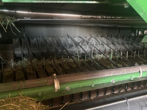 Image of John Deere 560M equipment image 2