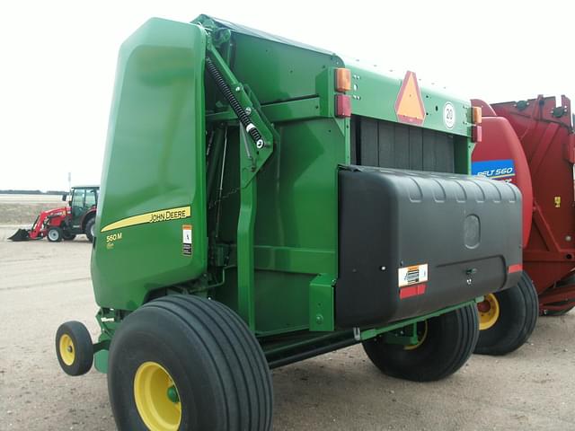 Image of John Deere 560M equipment image 2