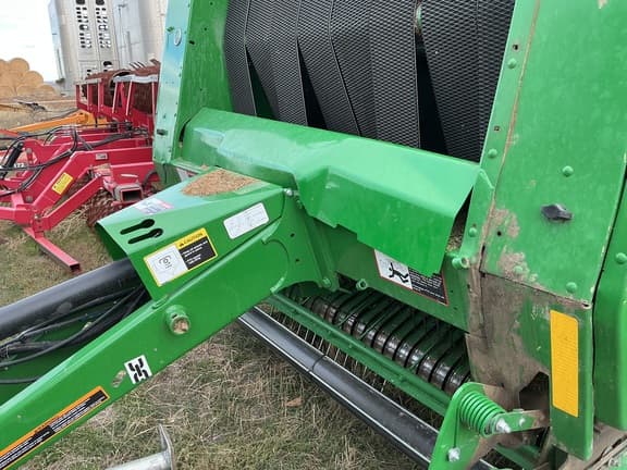Image of John Deere 560M equipment image 4