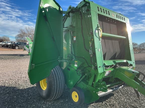 Image of John Deere 560M equipment image 3