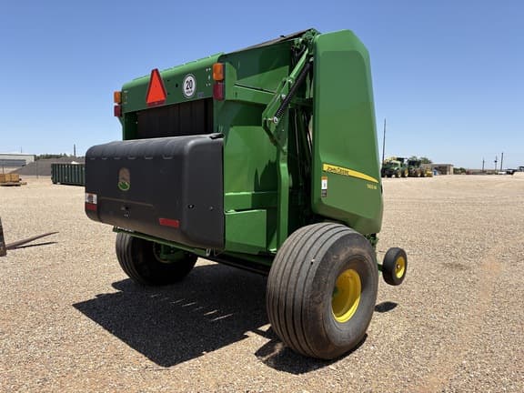 Image of John Deere 560M equipment image 4