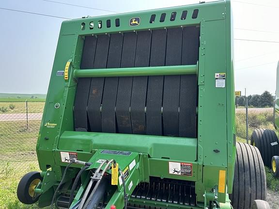 Image of John Deere 560M equipment image 2