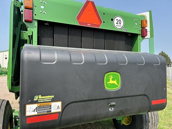 Image of John Deere 560M equipment image 3
