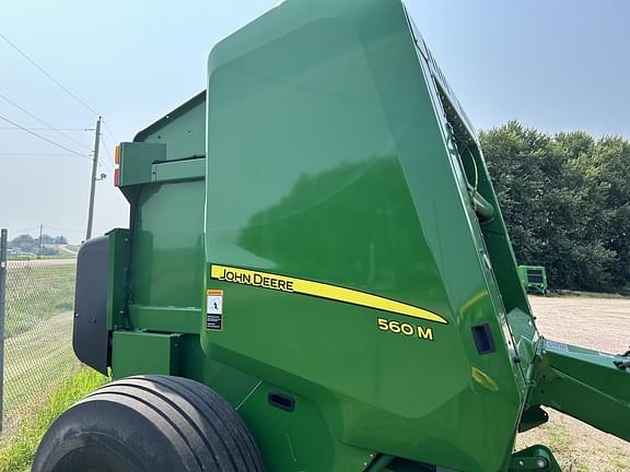 Image of John Deere 560M equipment image 1