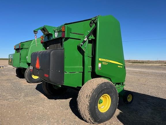 Image of John Deere 560M equipment image 3