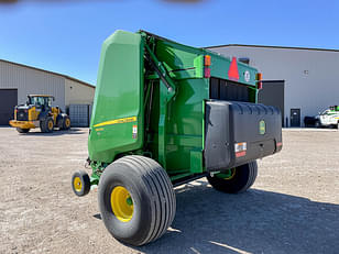 Main image John Deere 560M 7