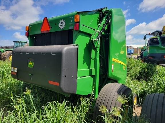 Image of John Deere 560M equipment image 4