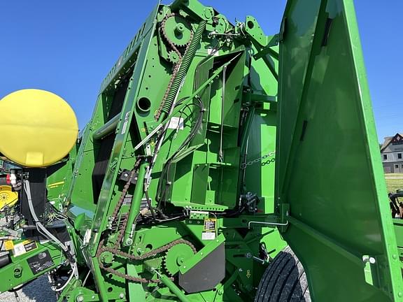 Image of John Deere 560M equipment image 2