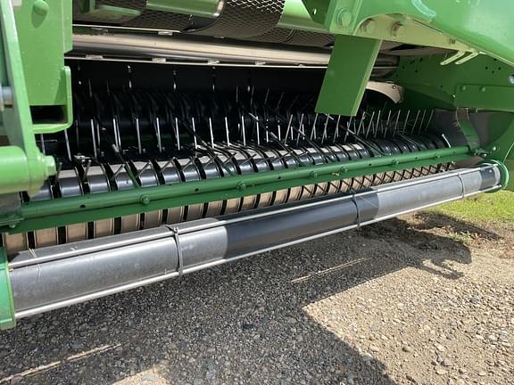 Image of John Deere 560M equipment image 3
