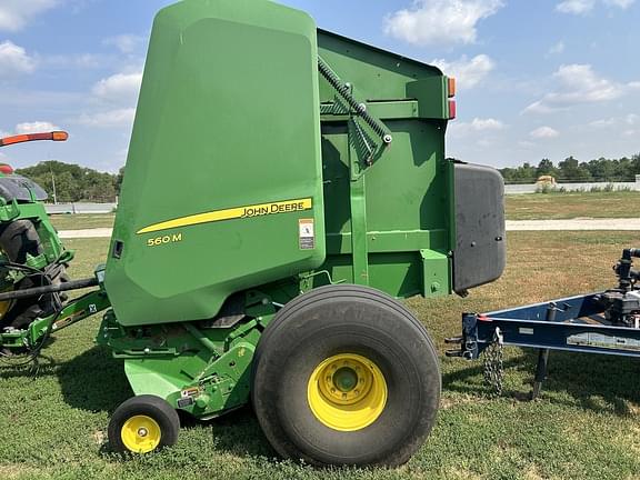 Image of John Deere 560M equipment image 2