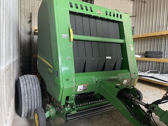 Image of John Deere 560M equipment image 4