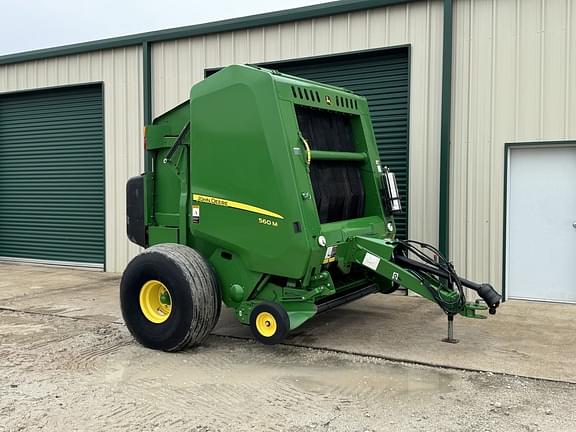 Image of John Deere 560M equipment image 4