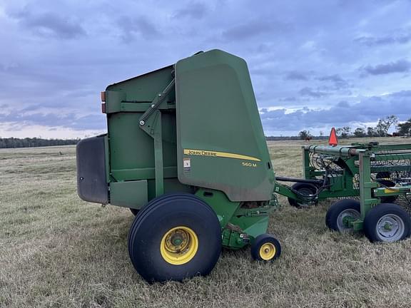 Image of John Deere 560M equipment image 3