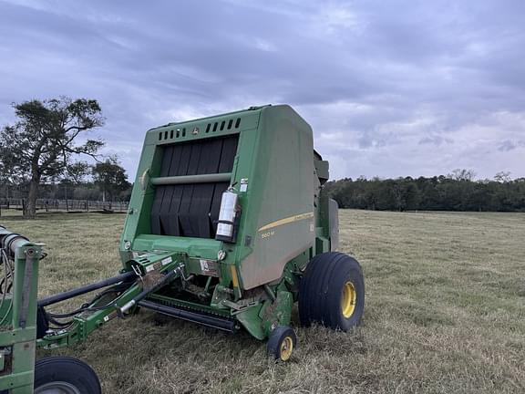 Image of John Deere 560M equipment image 2