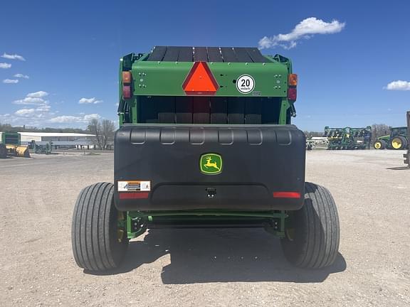 Image of John Deere 560M equipment image 4