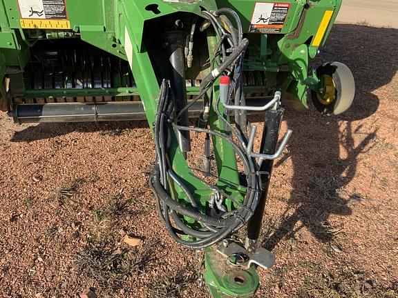 Image of John Deere 560M equipment image 4