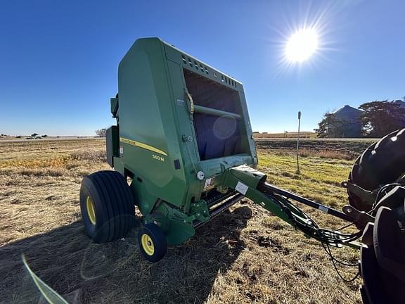 Image of John Deere 560M equipment image 4