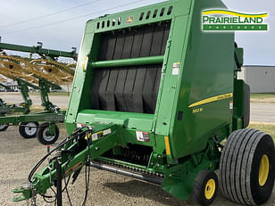 Main image John Deere 560M 0