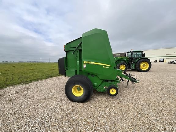 Image of John Deere 560M equipment image 3