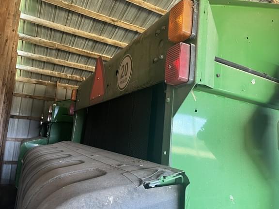 Image of John Deere 560M equipment image 3