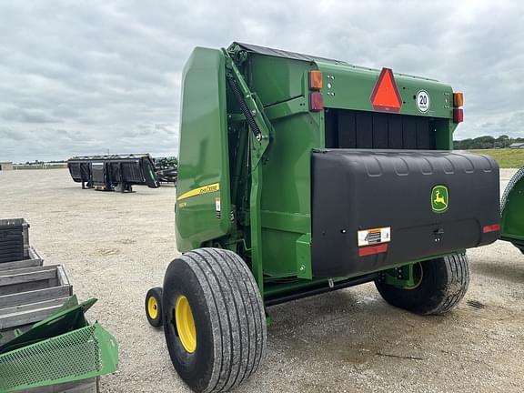 Image of John Deere 560M equipment image 3