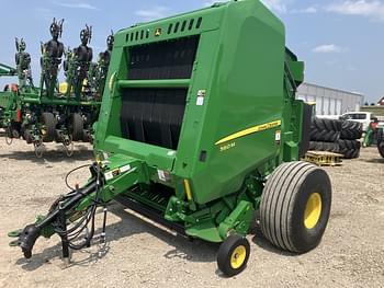 2021 John Deere 560M Equipment Image0