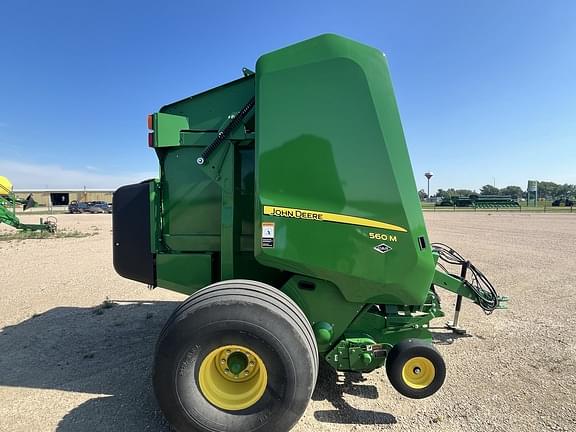 Image of John Deere 560M equipment image 2
