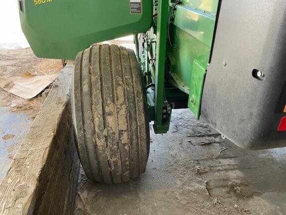 Image of John Deere 560M equipment image 4
