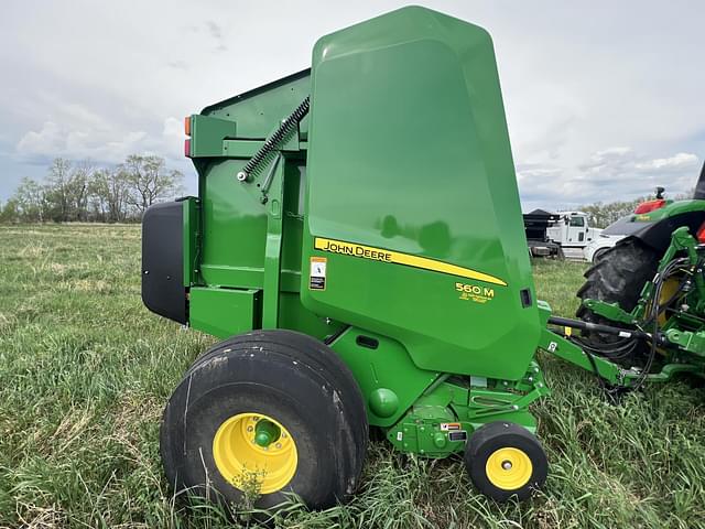 Image of John Deere 560M equipment image 1