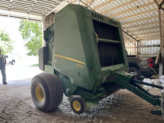 Image of John Deere 560M equipment image 3