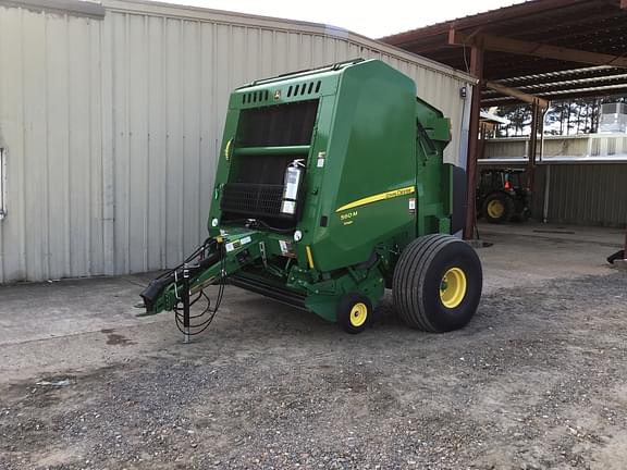 Image of John Deere 560M Silage equipment image 1