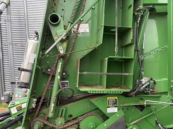 Image of John Deere 560M equipment image 3