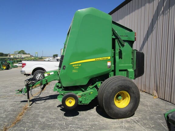 Main image John Deere 560M