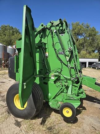 Image of John Deere 560M equipment image 1