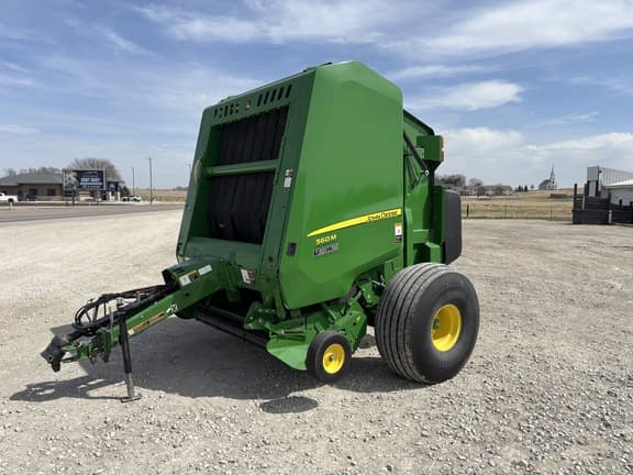 Image of John Deere 560M equipment image 1