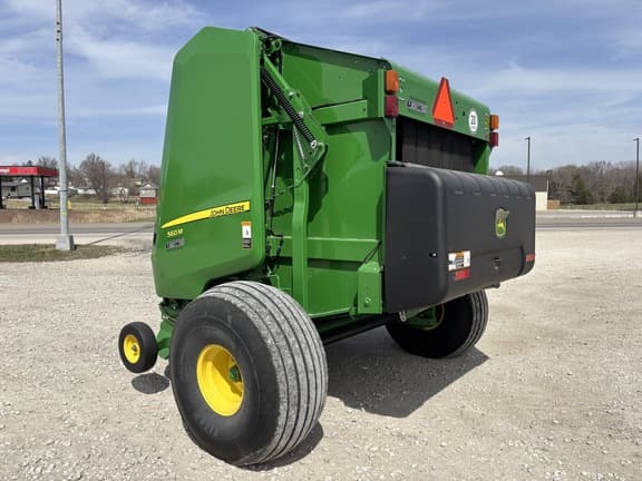 Image of John Deere 560M equipment image 3