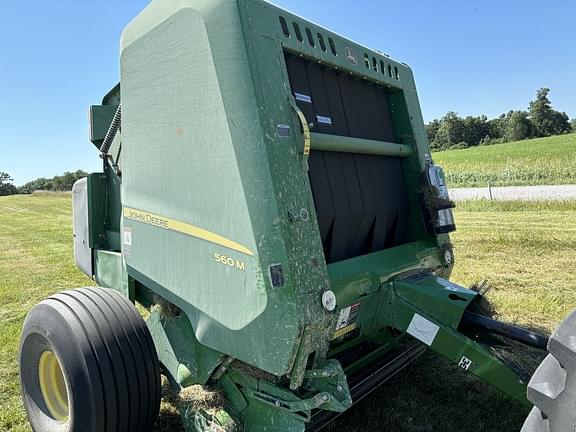 Image of John Deere 560M equipment image 1