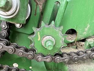 Main image John Deere 560M 39