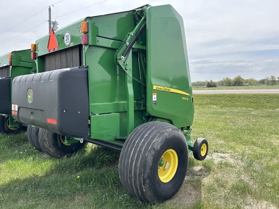 Image of John Deere 560M equipment image 3