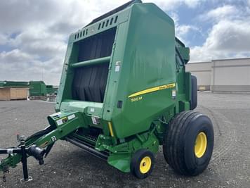 Main image John Deere 560M