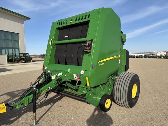 Image of John Deere 560M equipment image 2