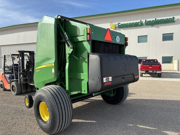 Image of John Deere 560M equipment image 4