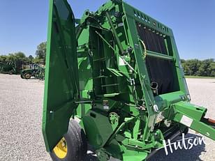 Main image John Deere 560M 3