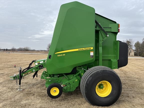 Image of John Deere 560M equipment image 1