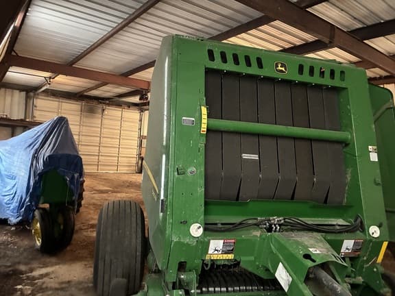 Image of John Deere 560M equipment image 4