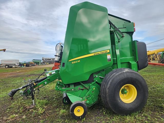 Image of John Deere 560M equipment image 4