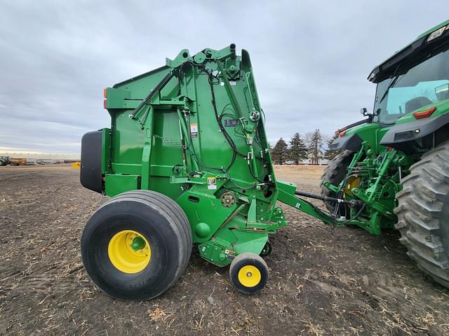 Image of John Deere 560M equipment image 3