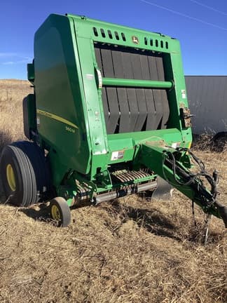 Image of John Deere 560M equipment image 3