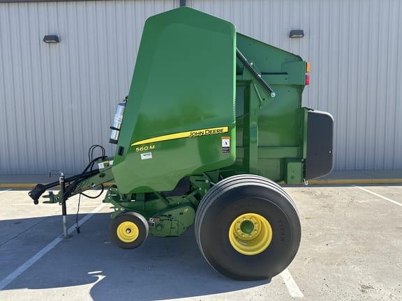 Main image John Deere 560M