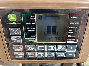 Main image John Deere 560M 22